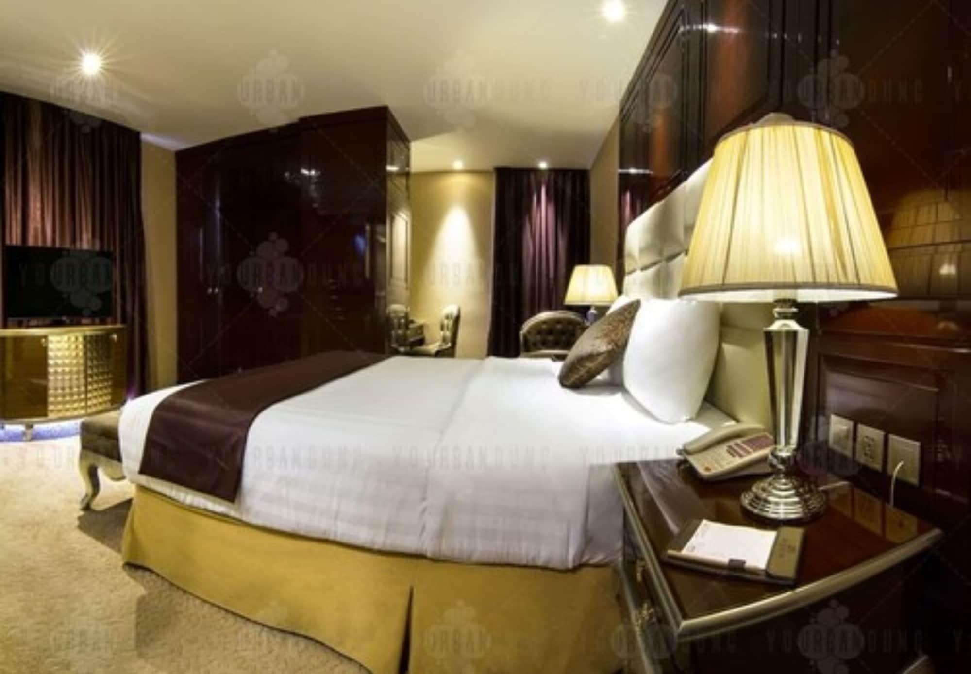 Belviu Hotel Bandung Exterior photo