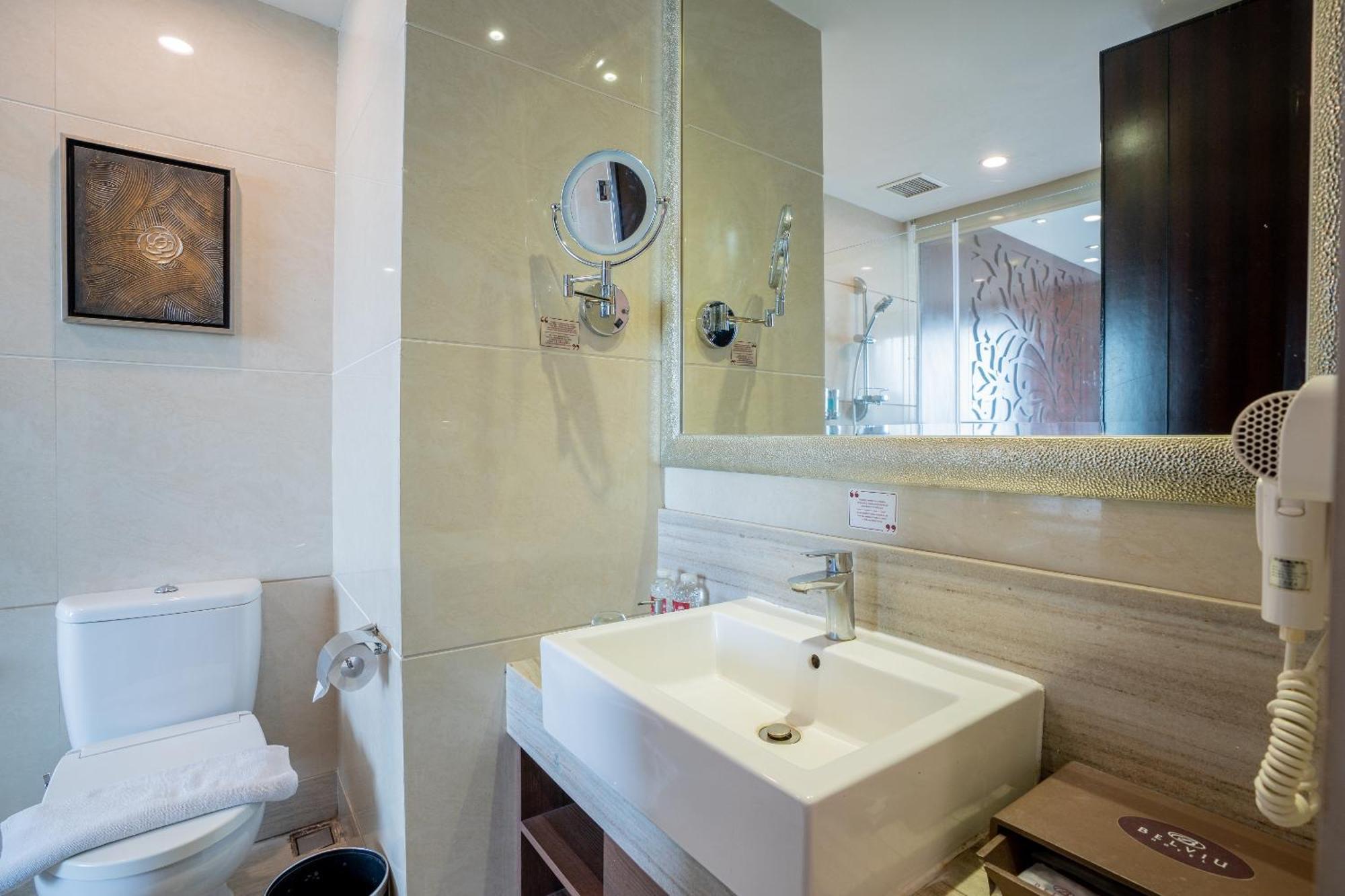 Belviu Hotel Bandung Exterior photo