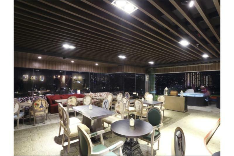 Belviu Hotel Bandung Exterior photo