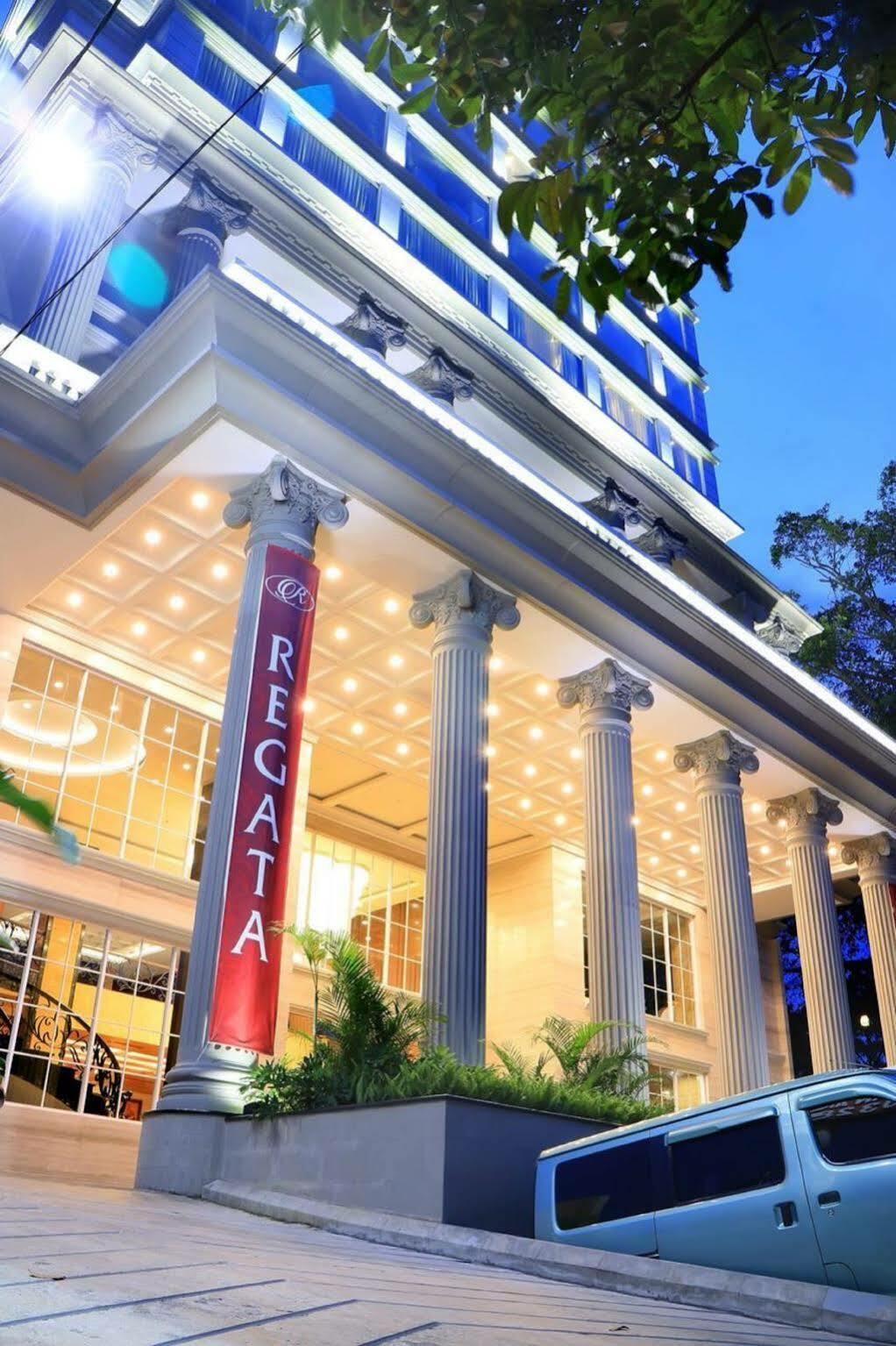 Belviu Hotel Bandung Exterior photo